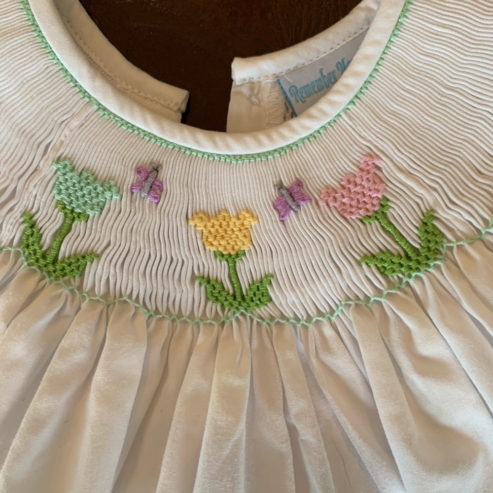 Adorable Smocked White Dress 12m